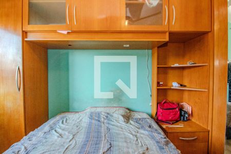Quarto de apartamento à venda com 1 quarto, 37m² em Farrapos, Porto Alegre