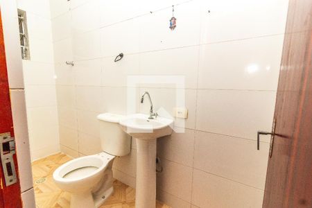 Banheiro de casa para alugar com 1 quarto, 68m² em Jardim Belcito, São Paulo