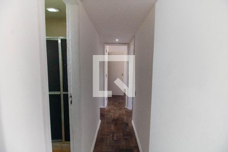 Corredor  de apartamento para alugar com 3 quartos, 90m² em Icaraí, Niterói