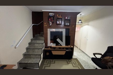Sala de casa para alugar com 2 quartos, 80m² em Jardim do Mirante, Santo André