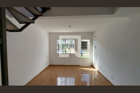 Sala de casa de condomínio para alugar com 2 quartos, 57m² em Campo Alegre, Nova Iguaçu