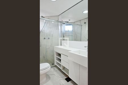 Banheiro de apartamento para alugar com 1 quarto, 44m² em Indianópolis, São Paulo