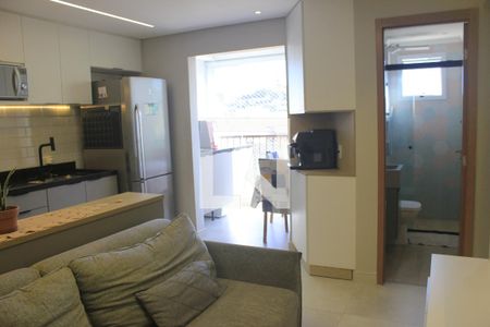 Sala  de apartamento para alugar com 2 quartos, 45m² em Vila Galvão, Guarulhos