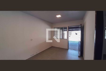 Casa para alugar com 3 quartos, 100m² em Rio Pequeno, São Paulo