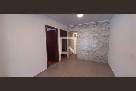Casa para alugar com 3 quartos, 100m² em Rio Pequeno, São Paulo