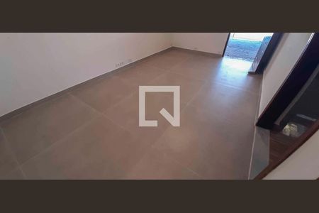 Casa para alugar com 3 quartos, 100m² em Rio Pequeno, São Paulo