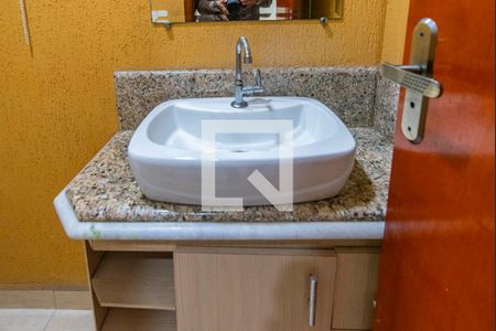 Lavabo de casa para alugar com 3 quartos, 165m² em Parque João Ramalho, Santo André