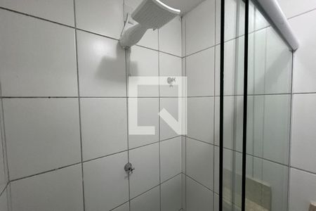 Banheiro de apartamento à venda com 2 quartos, 47m² em Vila Faustina Ii, Valinhos