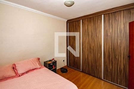Quarto 1 de casa à venda com 2 quartos, 113m² em Vila Cloris, Belo Horizonte