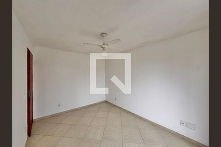 Quarto 1 de casa de condomínio para alugar com 2 quartos, 88m² em Vargem Grande, Rio de Janeiro