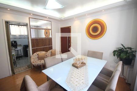 Sala de apartamento à venda com 3 quartos, 74m² em Barreiro, Belo Horizonte