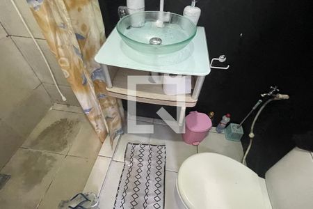 Banheiro de casa para alugar com 1 quarto, 100m² em Vila Meriti, Duque de Caxias