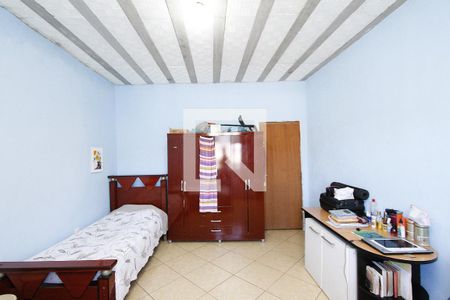 Quarto 1 de casa à venda com 6 quartos, 190m² em Vista Alegre, Belo Horizonte