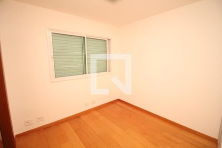 Semi-suíte 2 de apartamento à venda com 3 quartos, 113m² em Santo Agostinho, Belo Horizonte