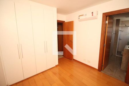 Semi-suíte 2 de apartamento à venda com 3 quartos, 113m² em Santo Agostinho, Belo Horizonte