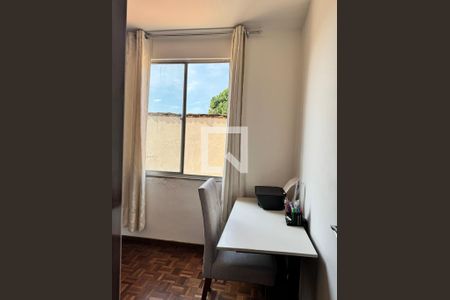 Quarto de apartamento à venda com 2 quartos, 54m² em Providencia, Belo Horizonte