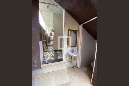 Área externa de casa para alugar com 3 quartos, 320m² em Jardim Santa Helena, Poá