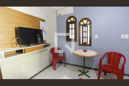 Sala de casa para alugar com 2 quartos, 200m² em Jardim Flamboyant, Cabo Frio
