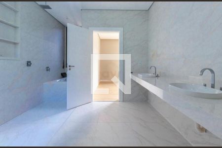 Casa à venda com 4 quartos, 700m² em Residencial Jatibela, Campinas
