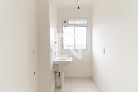 Cozinha e Área de Serviço de apartamento para alugar com 2 quartos, 43m² em Itaim Paulista, São Paulo