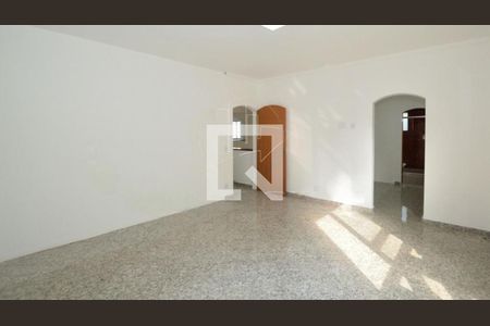 Casa à venda com 4 quartos, 450m² em Boaçava, São Paulo