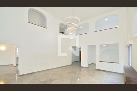 Casa à venda com 4 quartos, 450m² em Boaçava, São Paulo