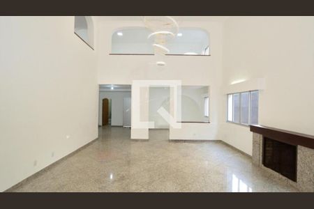 Casa à venda com 4 quartos, 450m² em Boaçava, São Paulo