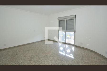 Casa à venda com 4 quartos, 450m² em Boaçava, São Paulo