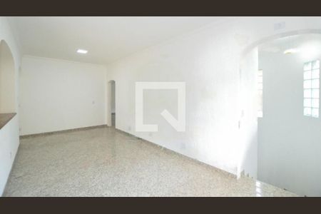Casa à venda com 4 quartos, 450m² em Boaçava, São Paulo
