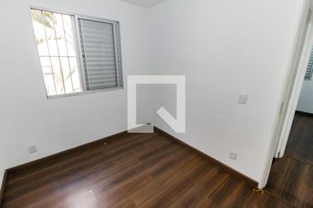 Quarto 1 de apartamento para alugar com 2 quartos, 47m² em Parque Munhoz, São Paulo