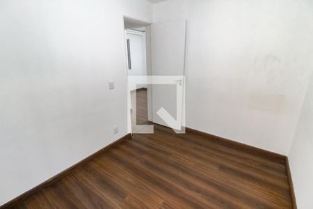 Quarto 1 de apartamento para alugar com 2 quartos, 47m² em Parque Munhoz, São Paulo