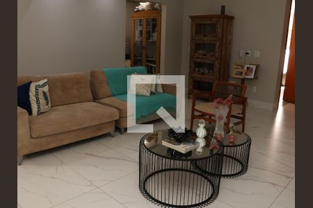 Casa de Condomínio à venda com 3 quartos, 125m² em Vila Jardim Vitoria, Goiânia