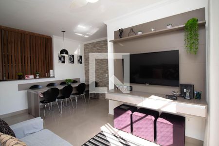 Sala de apartamento à venda com 3 quartos, 71m² em Vila Milton, Guarulhos