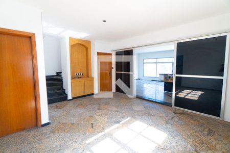 Sala 2 de casa para alugar com 3 quartos, 307m² em Mirandópolis, São Paulo