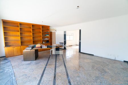 Sala 1 de casa para alugar com 3 quartos, 307m² em Mirandópolis, São Paulo
