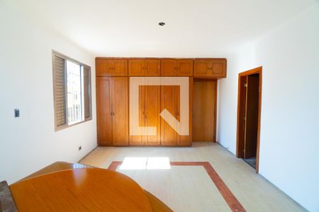 Suite 1 de casa para alugar com 3 quartos, 307m² em Mirandópolis, São Paulo