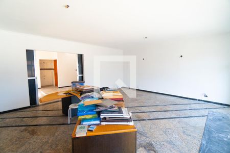Sala 1 de casa para alugar com 3 quartos, 307m² em Mirandópolis, São Paulo