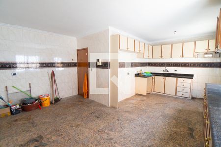Cozinha de casa para alugar com 3 quartos, 307m² em Mirandópolis, São Paulo