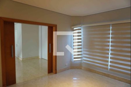 Sala de TV de casa de condomínio para alugar com 2 quartos, 446m² em Residencial Morada dos Lagos, Barueri