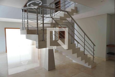 Acesso ao piso superior de casa de condomínio para alugar com 2 quartos, 446m² em Residencial Morada dos Lagos, Barueri