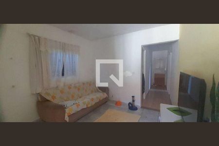 Casa à venda com 3 quartos, 224m² em Vila Dalva, São Paulo