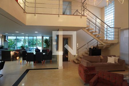 Sala de Estar  de casa de condomínio à venda com 3 quartos, 500m² em Residencial Zero (tambore), Santana de Parnaíba