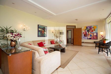 Sala de casa à venda com 6 quartos, 580m² em Nucleo Rural Boa Esperança 2 , Brasília