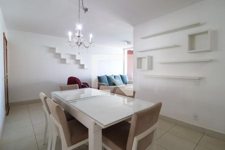 Sala de apartamento para alugar com 2 quartos, 74m² em Patrimônio, Uberlândia