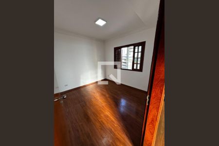 Foto 08 de casa para alugar com 6 quartos, 380m² em Vila Jordanopolis, São Bernardo do Campo