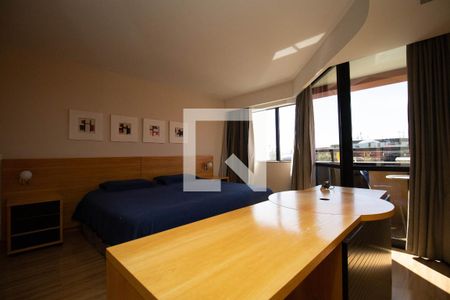 Suíte de kitnet/studio para alugar com 1 quarto, 80m² em Asa Norte, Brasília
