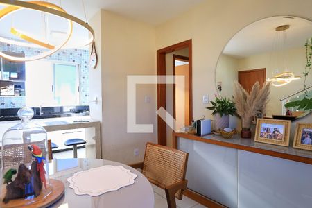 Sala de apartamento à venda com 2 quartos, 82m² em Eymard, Belo Horizonte