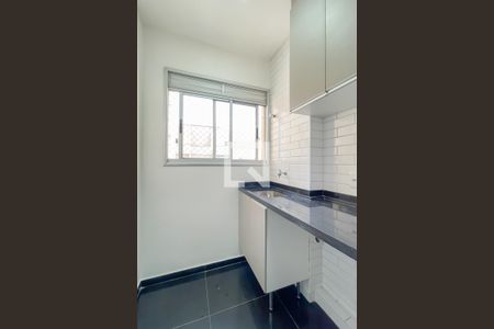 Cozinha e Área de Serviço de apartamento à venda com 3 quartos, 54m² em Conceicao, Osasco