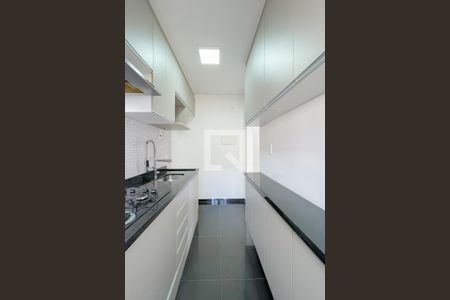 Cozinha e Área de Serviço de apartamento à venda com 3 quartos, 54m² em Conceicao, Osasco