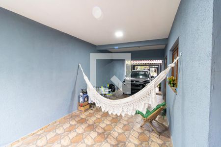 Garagem de casa à venda com 2 quartos, 208m² em Hípica, Porto Alegre